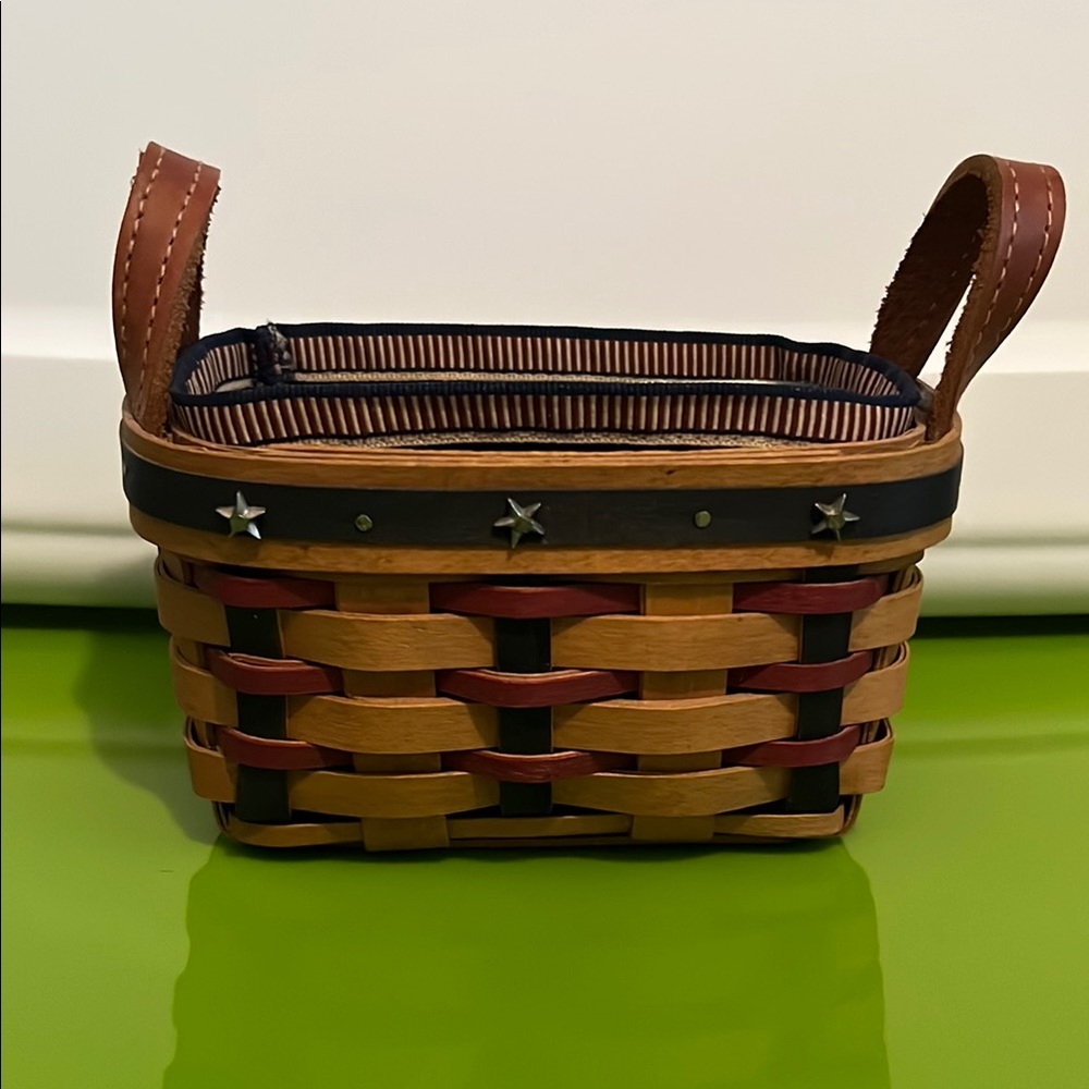 Longaberger Collectors Club “Proudly  American Salt & Pepper” Woven Basket